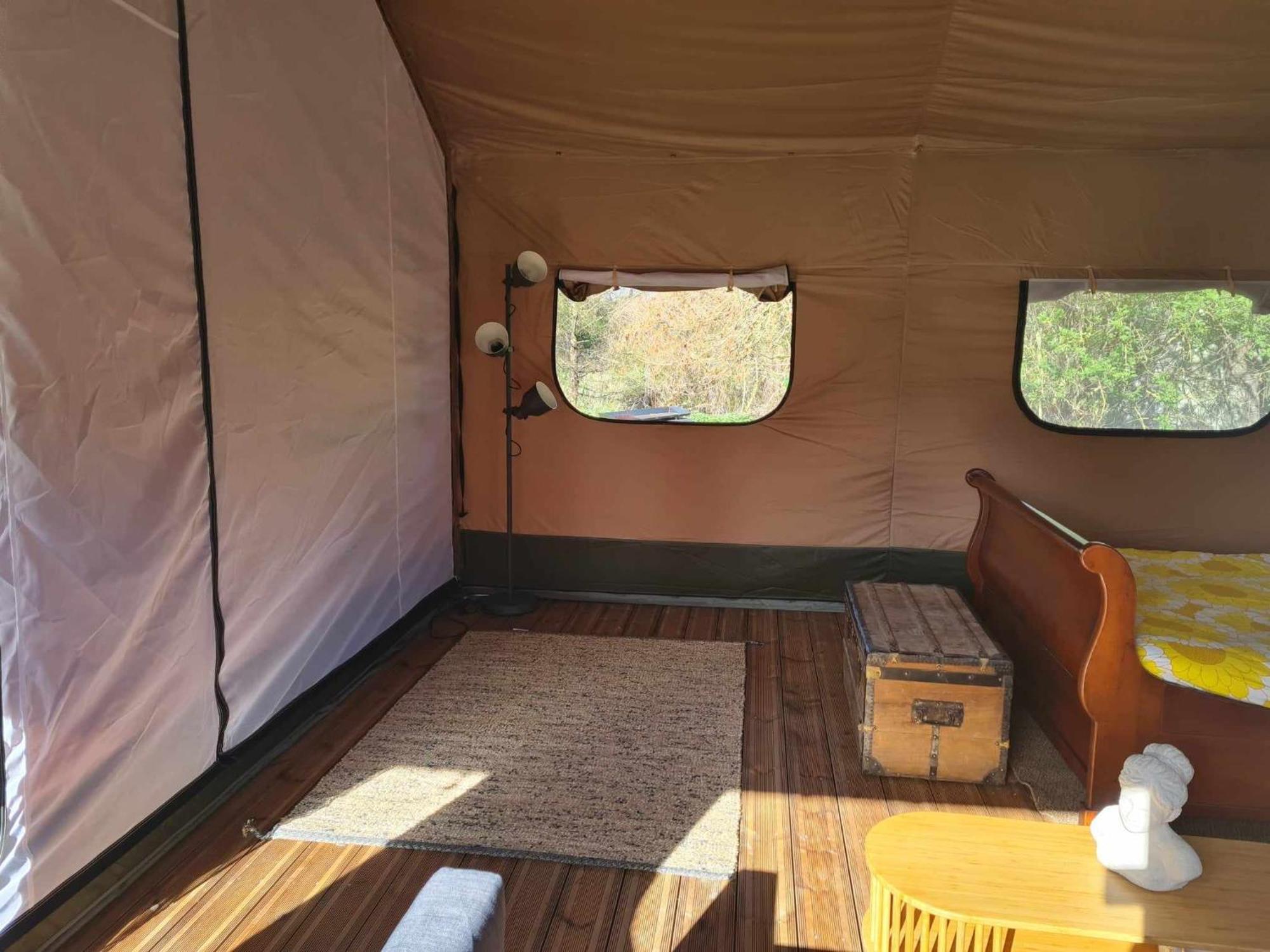 Camping De La Touche Ligueil Экстерьер фото
