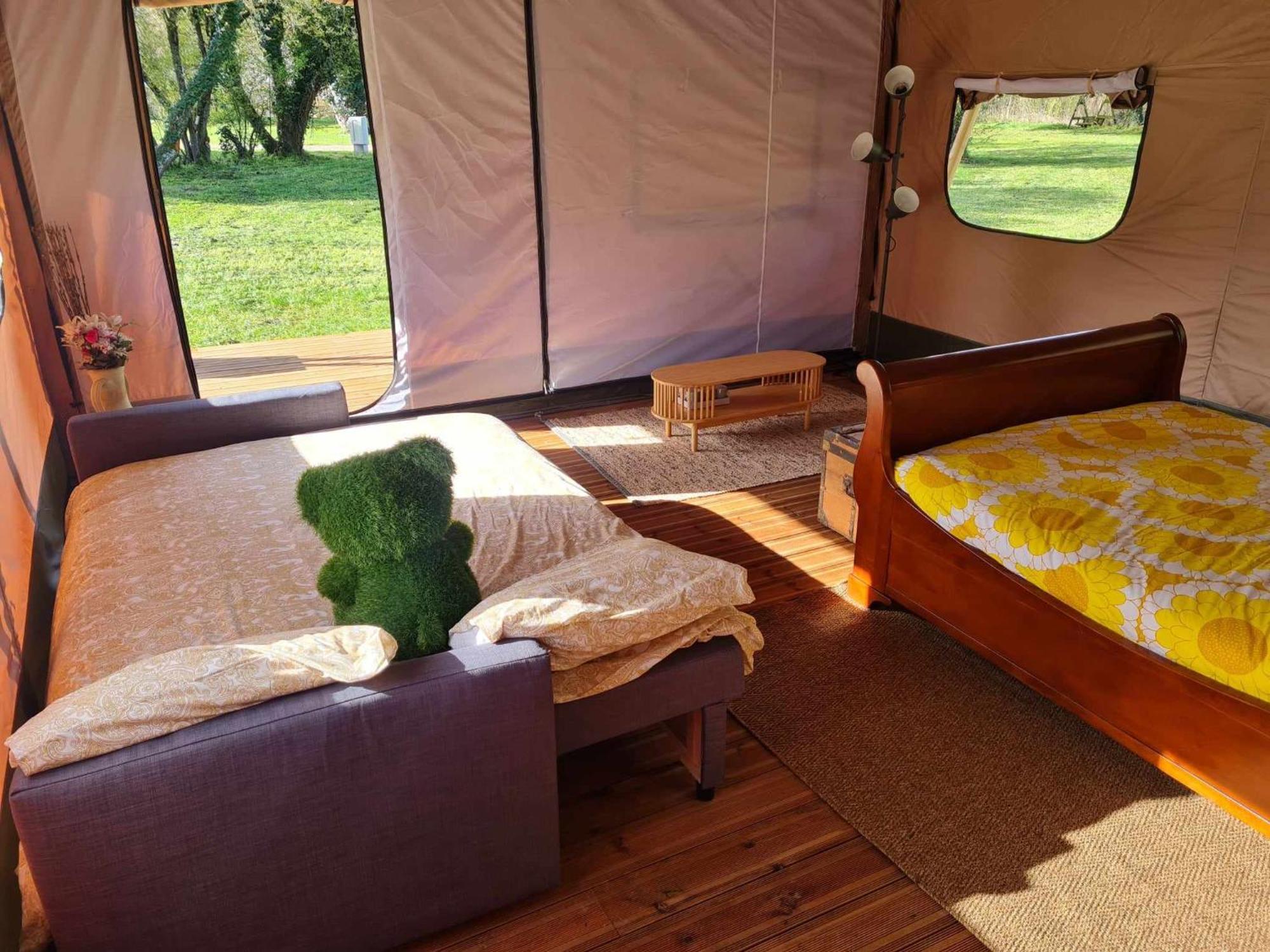 Camping De La Touche Ligueil Экстерьер фото