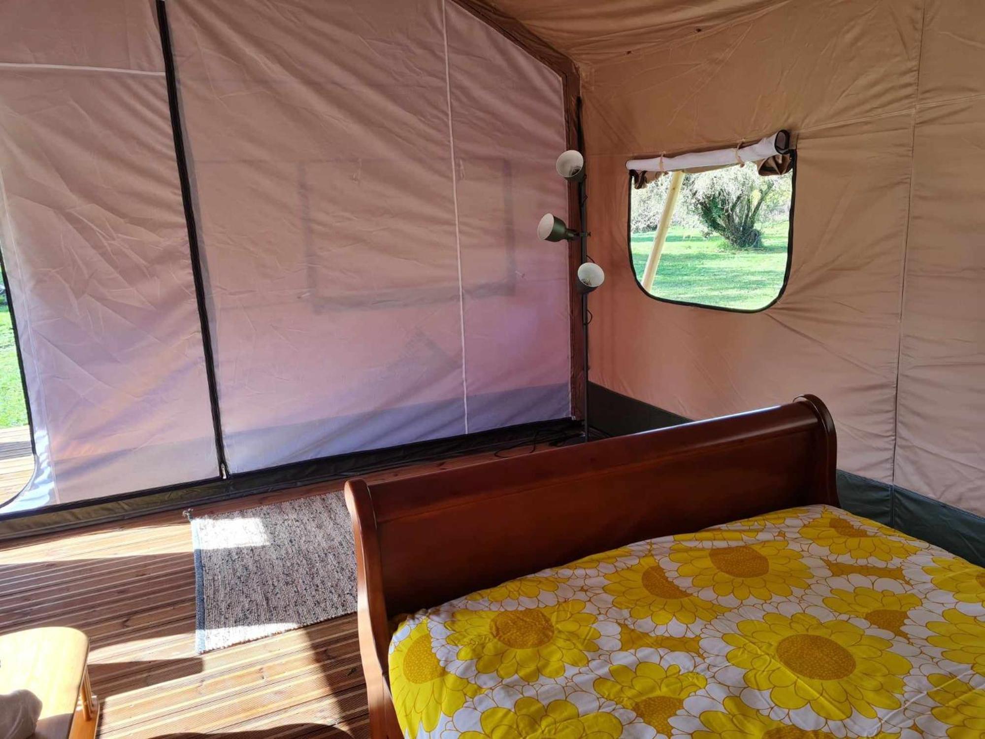 Camping De La Touche Ligueil Экстерьер фото