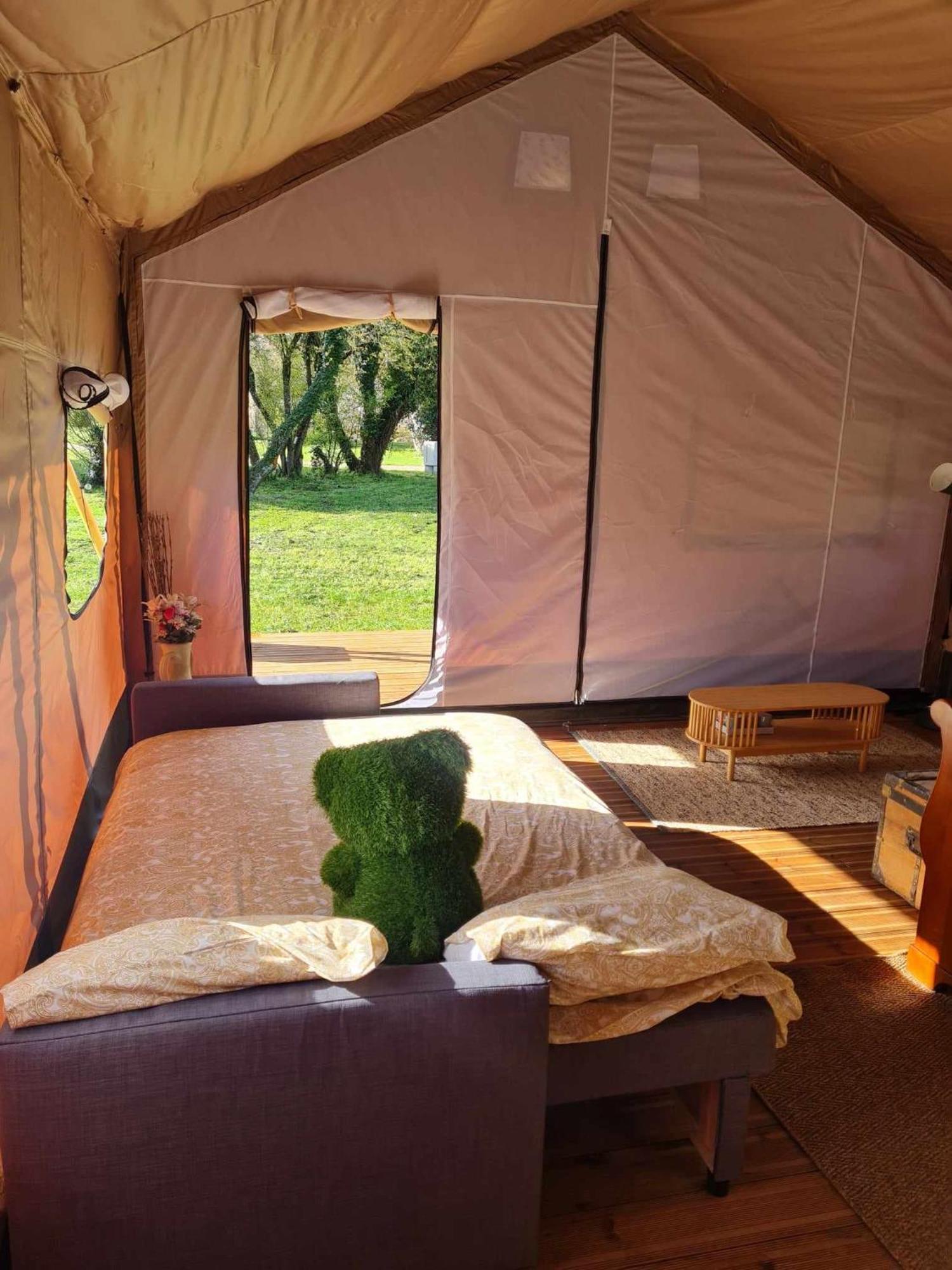 Camping De La Touche Ligueil Экстерьер фото
